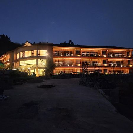 The Foresta Resort ,Mulshi Paud Exteriör bild